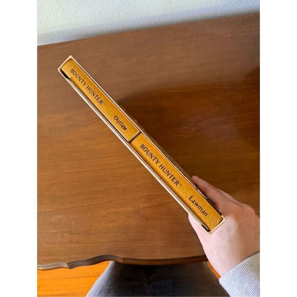 NOVA: Bounty Hunter - Shootout at the Saloon - Western Gunfight Vintage Game - Picture 5 of 9